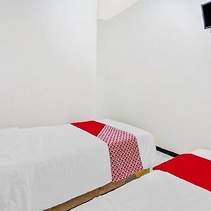 Standard Zimmer mit zwei Einzelbetten